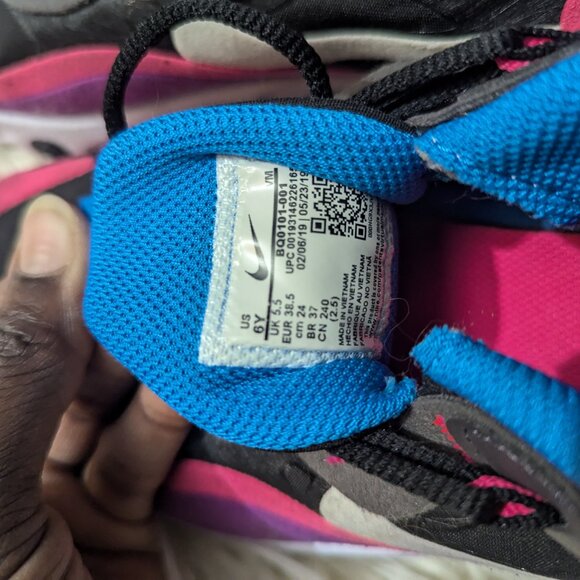 Nike React 270 - Picture 4 of 5